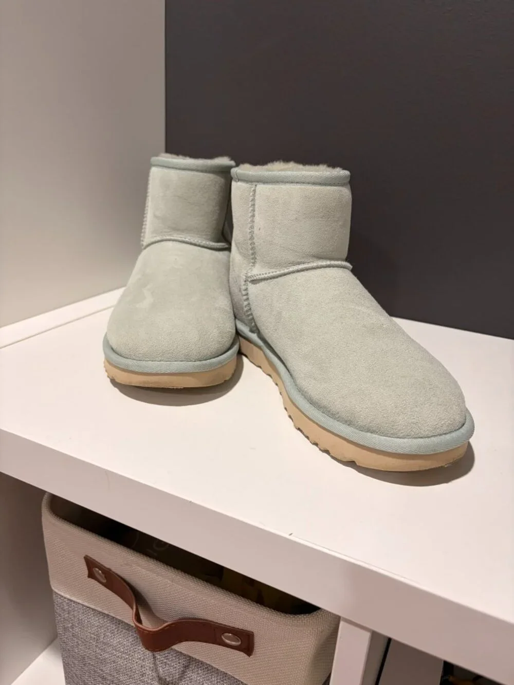 UGG classic mini